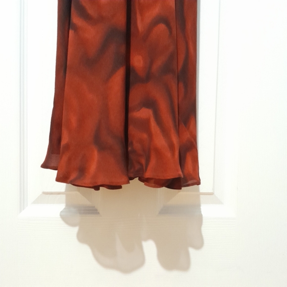 Dress In Scarlet Red Size 10 - Picture 9 of 9